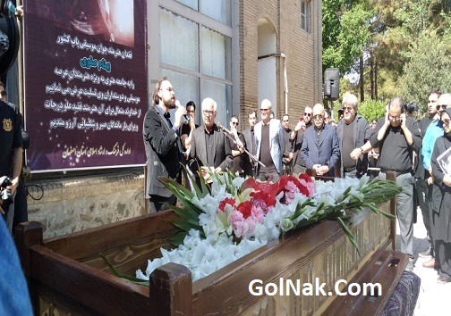 فیلم مراسم خاکسپاری و تشییع بهنام صفوی در اصفهان 25 اردیبهشت 98
