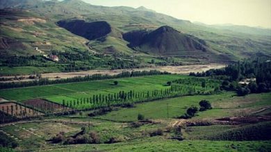 روستای ایستا که هیچ کس زنانش را ندیده در شهرستان طالقان