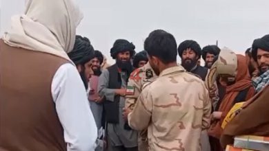 ببینید | لحظه آزادی و بدرقه مرزبان ایرانی توسط نیروهای طالبان با شیرینی! –   ایران فورفان