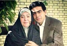 عکس دردناک از فرزاد حسنی در مراسم تشییع مادرش + عکس –   ایران فورفان